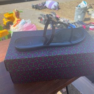 TORY BURCH  mini Miller Flat Thong-TPU SIZE 5